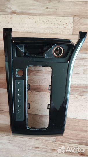 Рамка центральной консоли