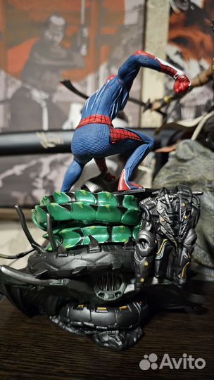 Spider man фигурка