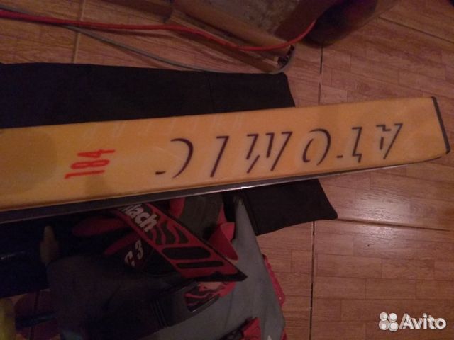 Горные лыжи atomic