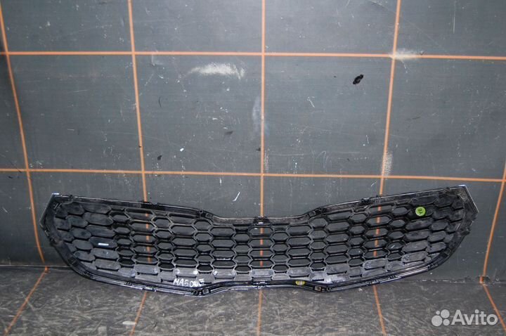 Решетка радиатора - Kia Cerato 3