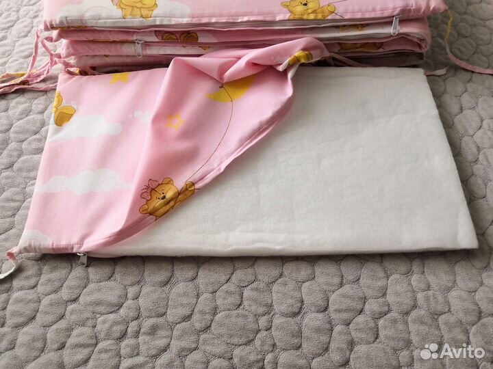 Продам бортики в кроватку