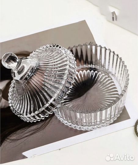 Сахарница ваза для конфет с крышкой стекло