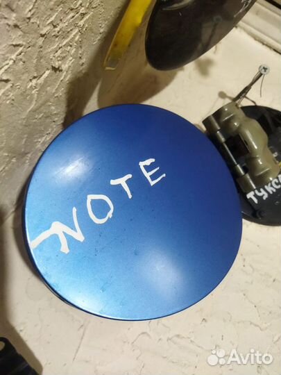 Лючок бензобака nissan note