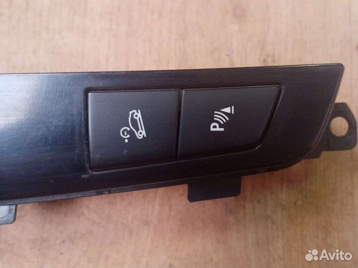 Блок кнопок центральной консоли BMW F