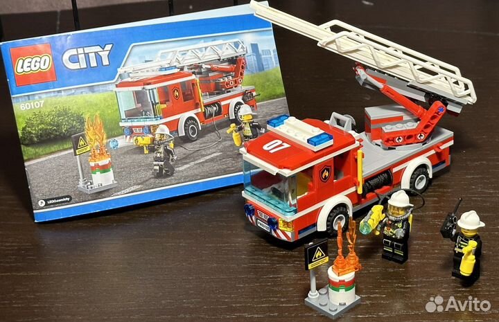Lego city пожарная машина Оригинальный набор 60107
