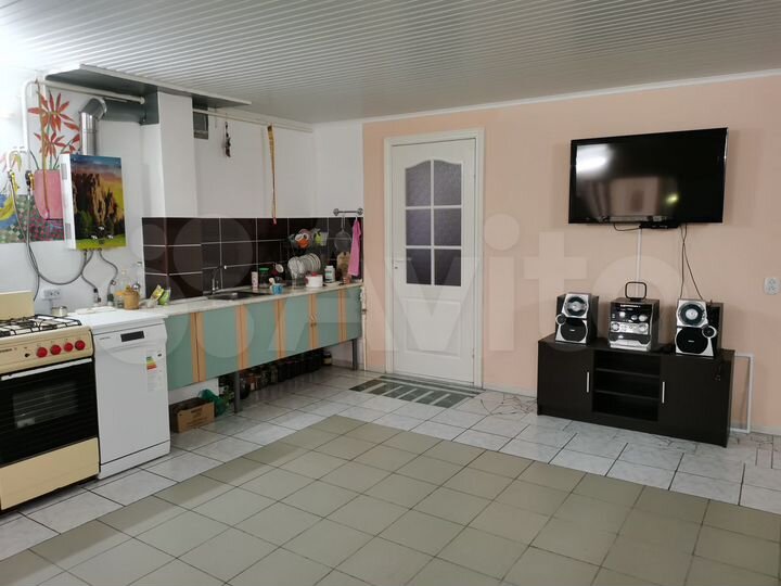 Дом 270 м² на участке 3 сот.