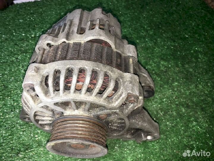 Генератор 6G72 Mitsubishi Diamante F36A MD348848 A