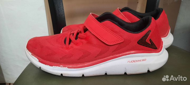 Кроссовки детские demix 38р