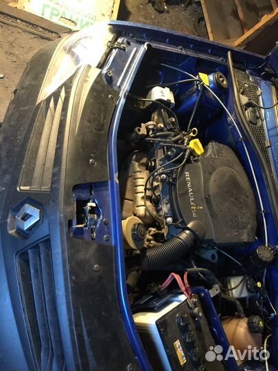 Renault Logan 1.4мт, 2009, седан, битый