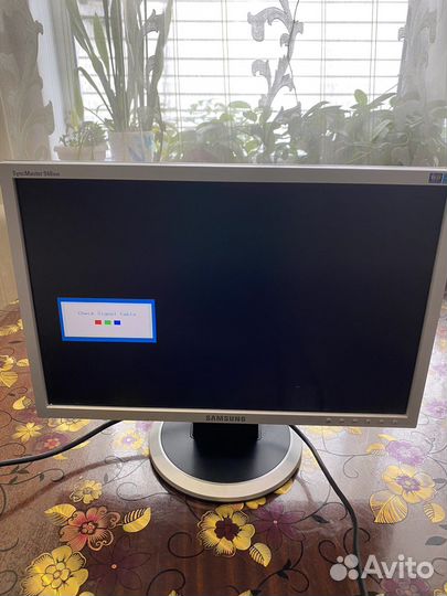 Монитор Samsung