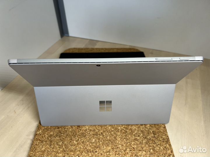 Microsoft Surface Pro 7 i5-1035G7 16G Ram+Клава