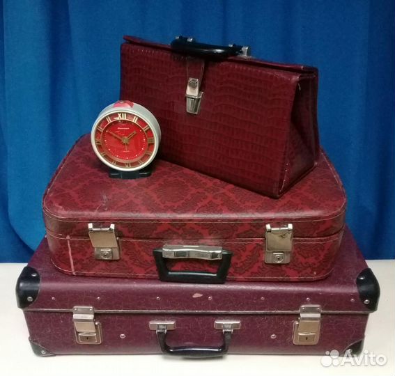 Чемоданчик винтажный для столового серебра :)