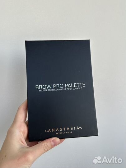 Anastasia Beverly Hills brow PRO palette
