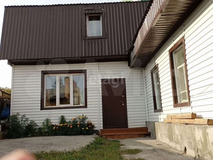 Дом 132 м² на участке 3 сот.