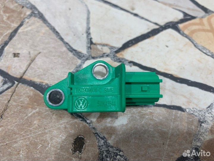 Датчик удара Audi A5 купе 1.8 2008