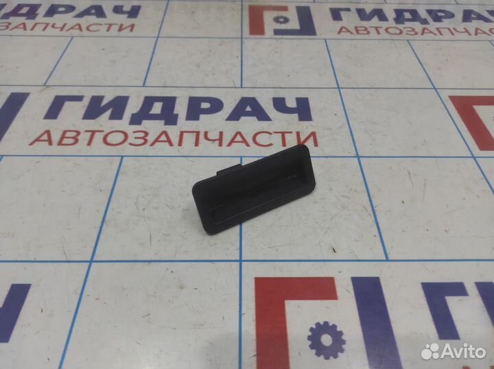 Кнопка открывания багажника Ford Focus 2 1857333