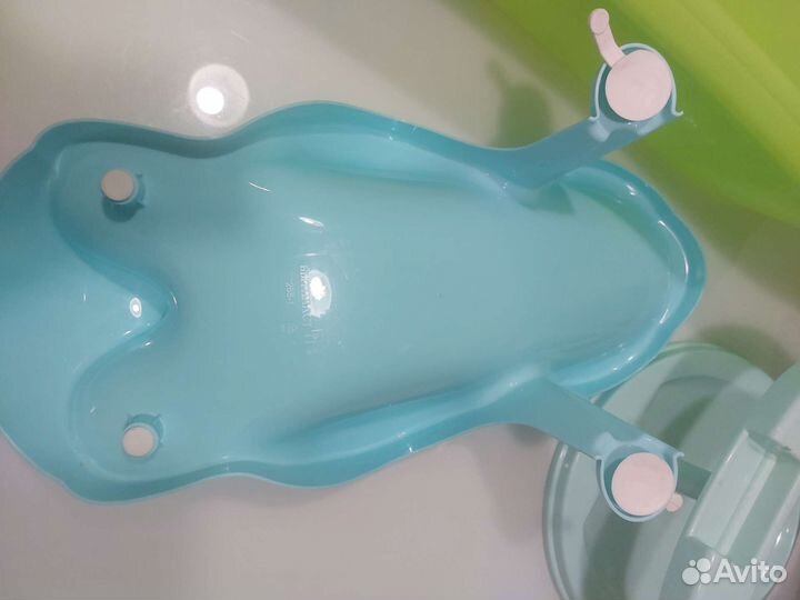 Ванночка для купания с горкой и сидением
