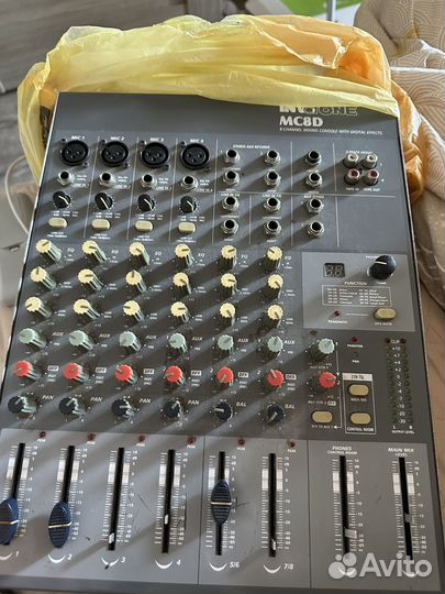 Микшерный пульт / Аудио микшер