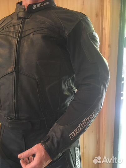 Мотокомбинезон кожаный раздельный