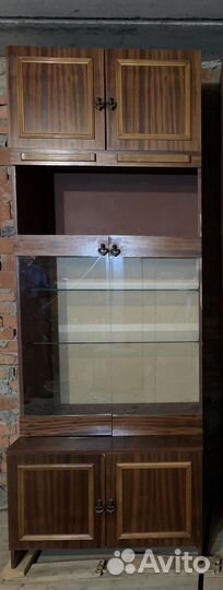 Шкаф сервант