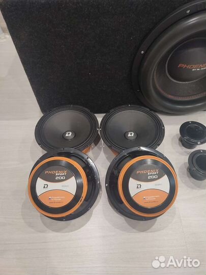 Комплект автозвука, динамики, усилители, провода