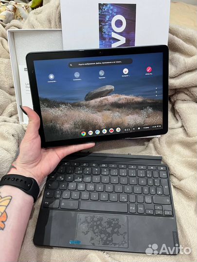 Планшет Lenovo Chromebook Duet 2 в 1 как новый