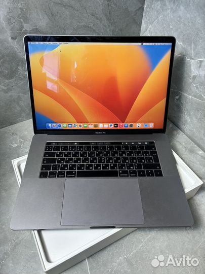 Apple MacBook Pro 15 2017 touch bar 16 512ssd