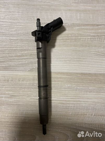 Топливная форсунка дизельная Audi 3.0 059130277BE