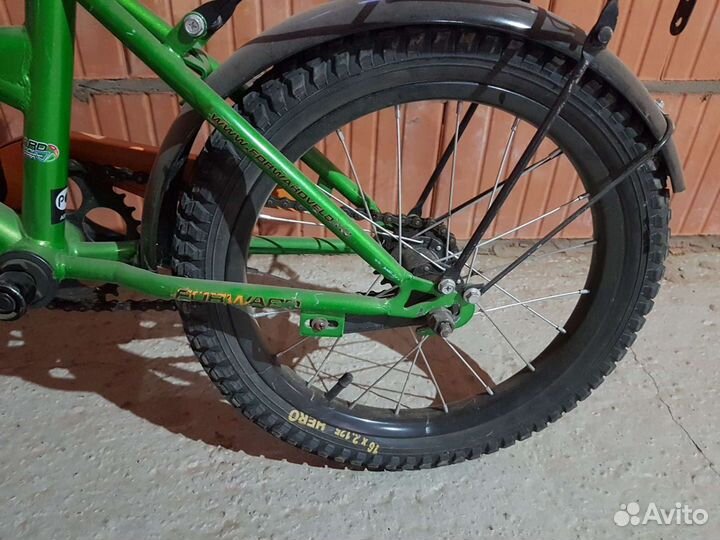 Детский велосипед 16