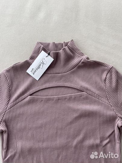 Кофта с вырезом на груди kattana новая 46-52