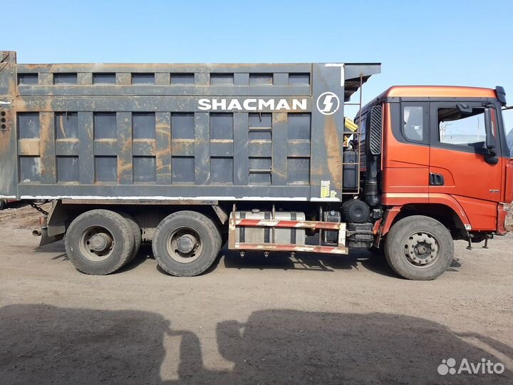 Shacman (Shaanxi) SX32586T384, 2021