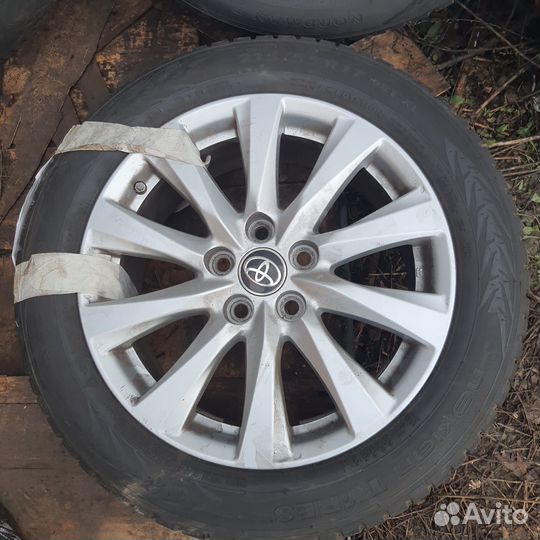 Колеса в сборе r17 зимние toyota camry