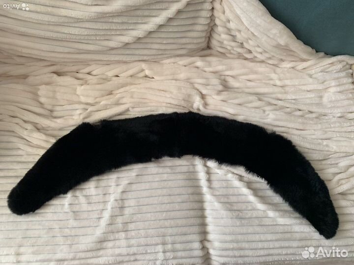 Воротник новый из шиншиллы черного цвета