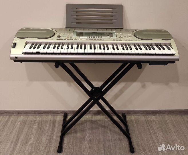 Синтезатор Casio WK-3300