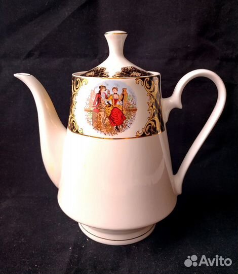 Кофейный фарфоровый сервиз на 6 персон