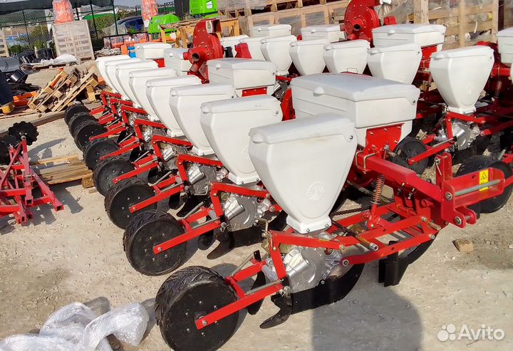 Сеялка Фаворит Весна-8, 2024