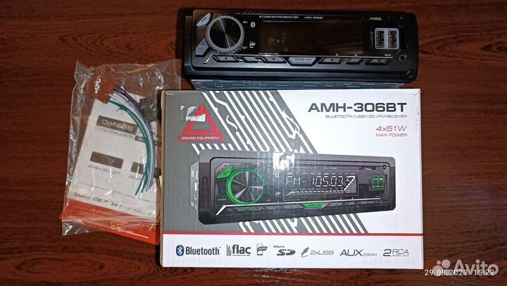 Автомагнитола aura