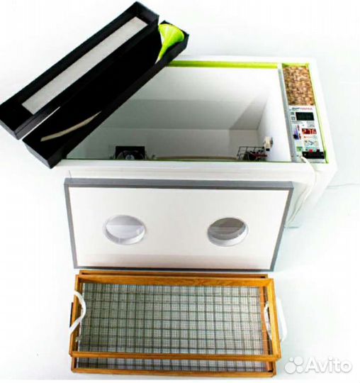 Инкубатор Норма Парка 120 яиц