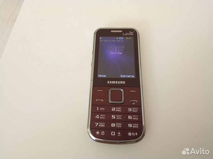 Телефон кнопочный samsung, б/у