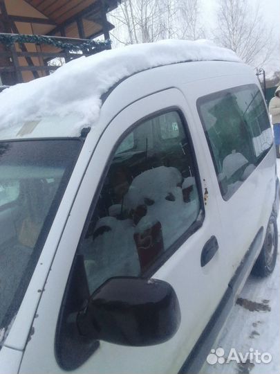 Renault Kangoo 1.4 МТ, 2004, 250 350 км