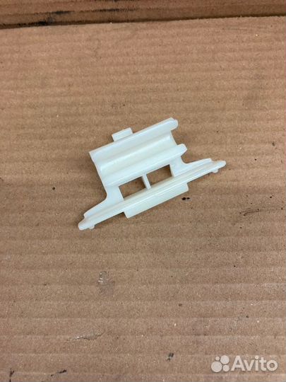 Крепление бампера Toyota Corona Premio AT211 зад