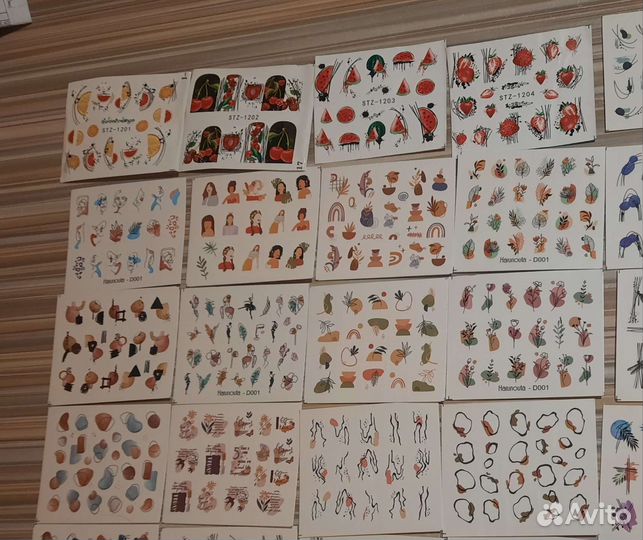 Наклейки для ногтей