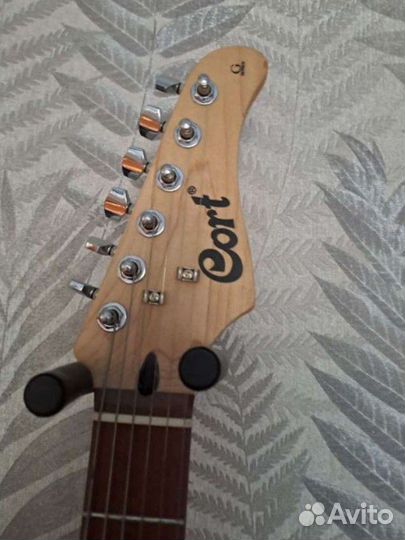 Электрогитара Cort g110