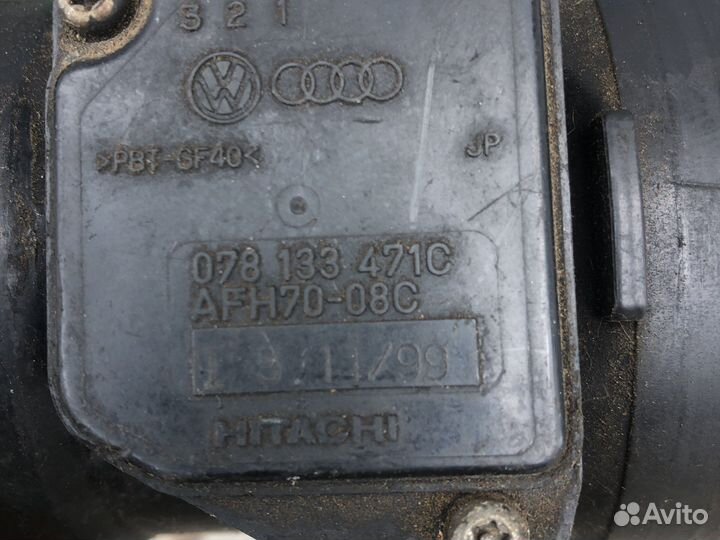 Расходомер воздуха AUDi A6 c5 ауди а6 с5 2.4