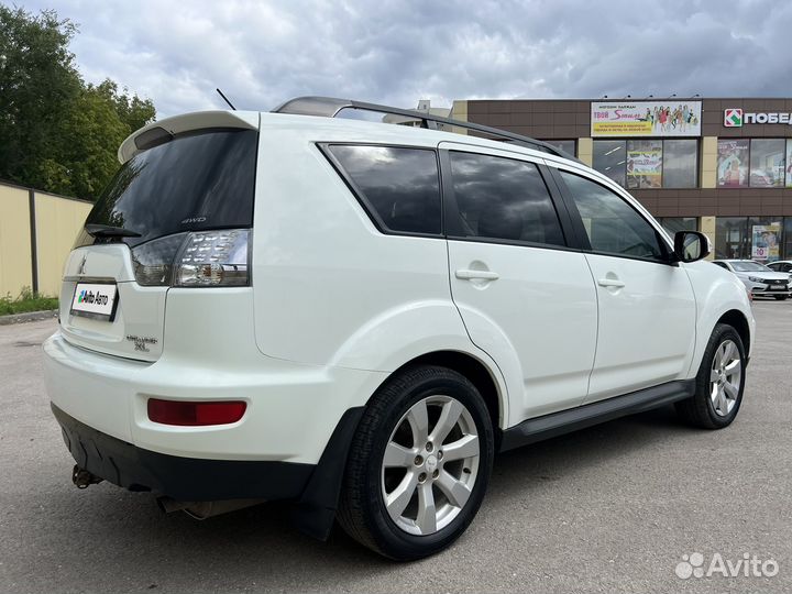 Mitsubishi Outlander 2.0 CVT, 2011, 178 000 км