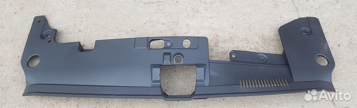 Кожух замка капота, Mitsubishi