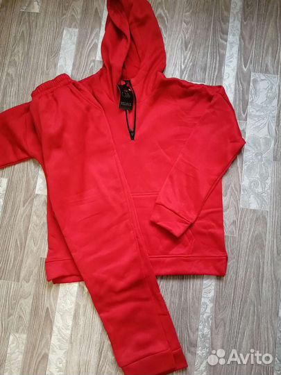 Спортивный костюм женский 46