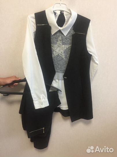 Костюм школьный