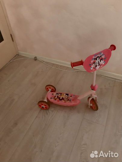 Самокат детский трехколесный