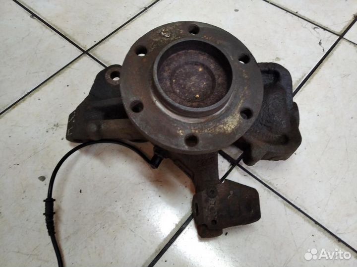 Кулак поворотный передний левый w906 Sprinter 6